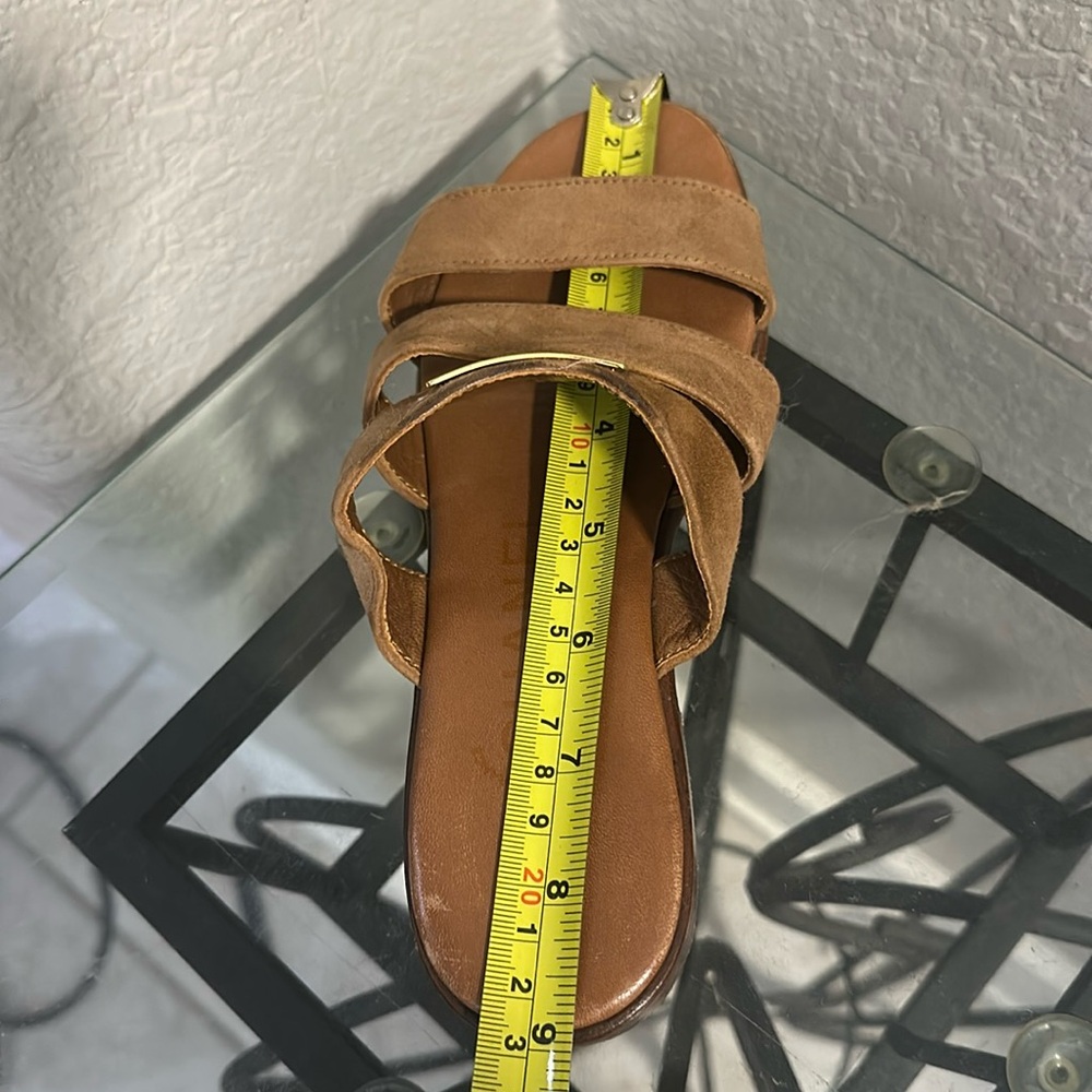 ISO: CHANEL Vintage Gold Logo Plate Suede Slide Sandals Size 35-36 *DO NOT BUY* - Picture 10 of 10